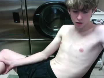 Nude cam man evan_p18 image #693345
