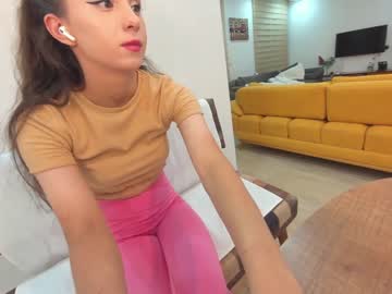 Nude cam girl ehotlovea image #2721650