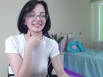 Nude cam girl queen_kitty1818 image #1952383