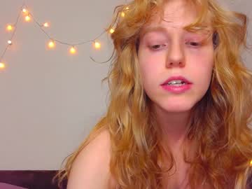 Nude cam girl poludnica image #5623042