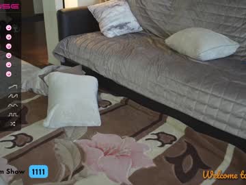Nude cam girl oxxme image #2856118