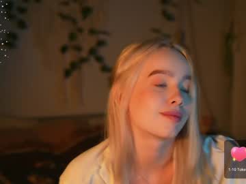 Nude cam girl mother__of__dragons image #5702718