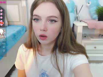 Nude cam girl small_blondee image #3144261