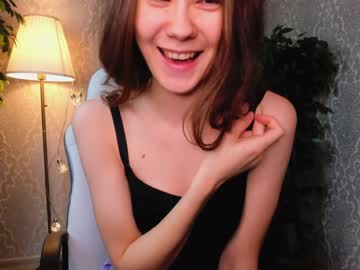 Nude cam girl little_mandy image #2031401