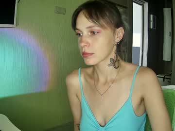 Nude cam couple meow_li image #5124559