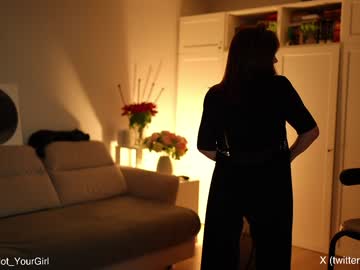 Nude cam girl _blackbee_ image #4956862