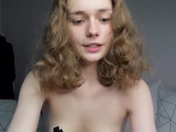 Nude cam girl mxxnsxsul image #2205199