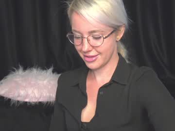 Nude cam girl xtina__ image #2761154