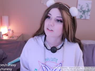 Nude cam girl runesy image #2287604