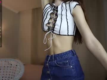 Nude cam girl _guesswhat_ image #1068538