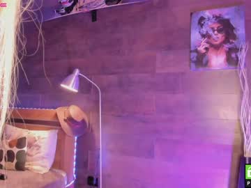 Nude cam girl yolandabertha image #4111690