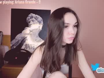 Nude cam girl hollyextra image #2175793
