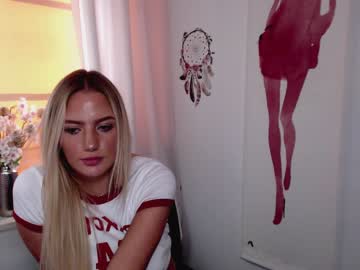 Nude cam girl shy_zorii image #1527803
