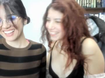 Nude cam girl vanandjuani image #2478223