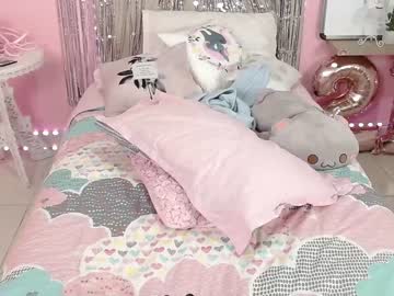 Nude cam girl little_effy18 image #1740686