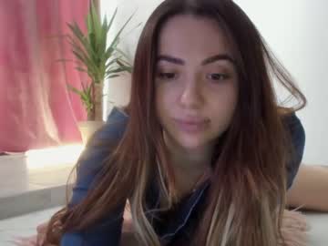Nude cam girl meryfoxxx image #2037710