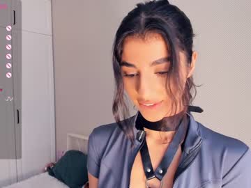 Nude cam girl devilsgift_katy image #6627661