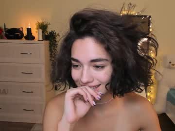 Nude cam girl ella_flar_ image #2780201