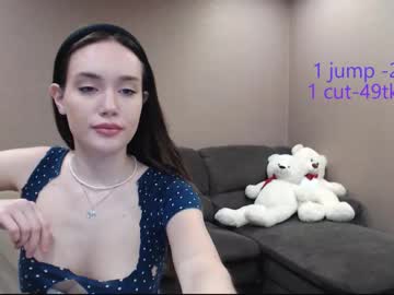 Nude cam girl camilla_looker image #1478140