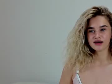 Nude cam girl super_pusichki image #2052146