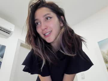Nude cam girl maxine_8 image #3456189