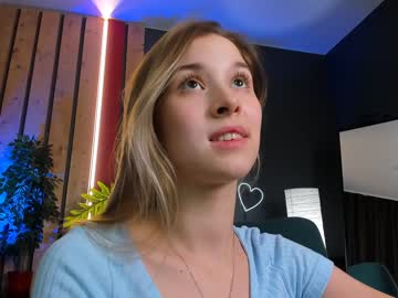 Nude cam girl milablush image #4948201