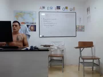 Nude cam man sergio_in_class image #38300
