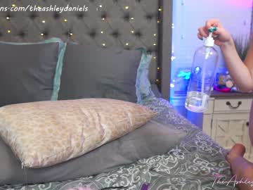 Nude cam girl theashleydaniels image #2409516