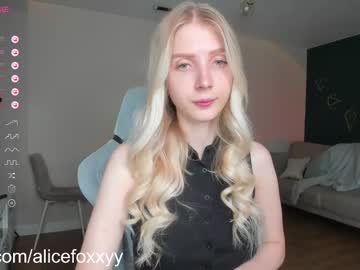 Nude cam girl oh_honey_ image #5059502