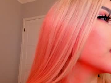 Nude cam girl bae_suz image #345739