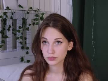 Nude cam girl wandaaytes image #7017521