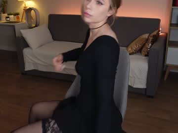 Nude cam girl laura_sanguinar image #5500659