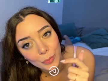 yourannah nude girls camming