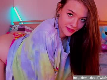 Nude cam girl _demi_dee_ image #1327198
