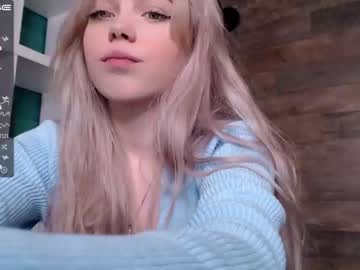 Nude cam girl small_blondee image #1543481