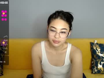 Nude cam girl little_v1rgin_angel image #2150709
