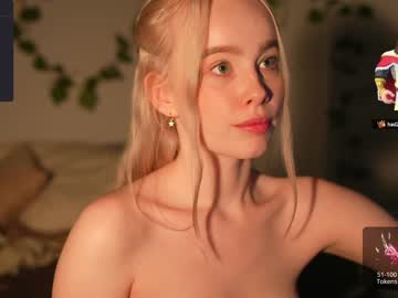 Nude cam girl mother__of__dragons image #5588750