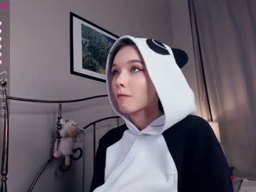 Nude cam girl riskyproject image #4785678