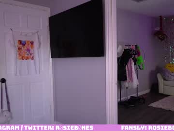 Nude cam girl rosiebones image #6816469