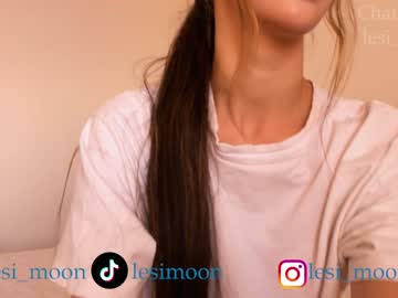 Nude cam girl lesi_moon image #5836978
