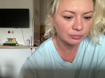 Nude cam girl kiradivine image #4604079