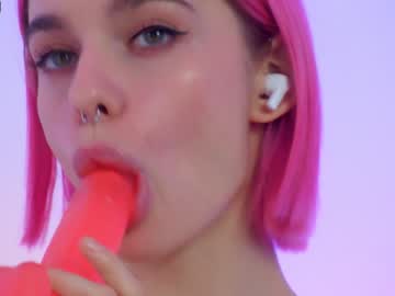 Nude cam girl shycinderella image #477456