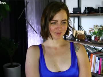 Nude cam girl maeveminx image #2220581
