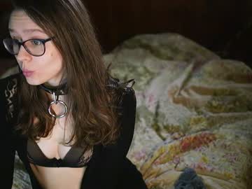 Nude cam girl elfenemma image #3734108