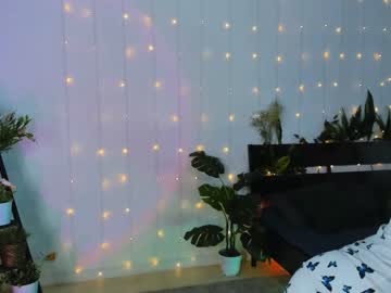 Nude cam girl emmi_rosee image #4282579