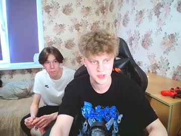 Nude cam man nikolas228 image #1392347