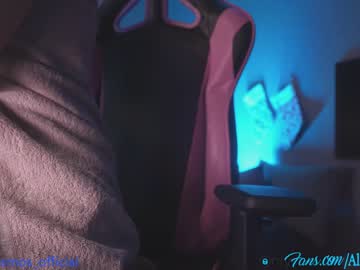 Nude cam girl alice_kosmos image #851016
