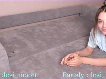 Nude cam girl lesi_moon image #5111275