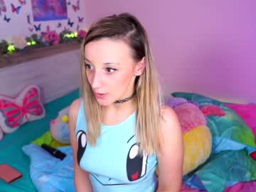 Nude cam girl juicyandthepussyblvd image #1333432
