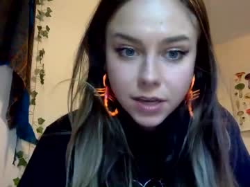 Nude cam girl lillypadgrl image #5516345